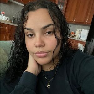 Meet your Posher, Ludmila